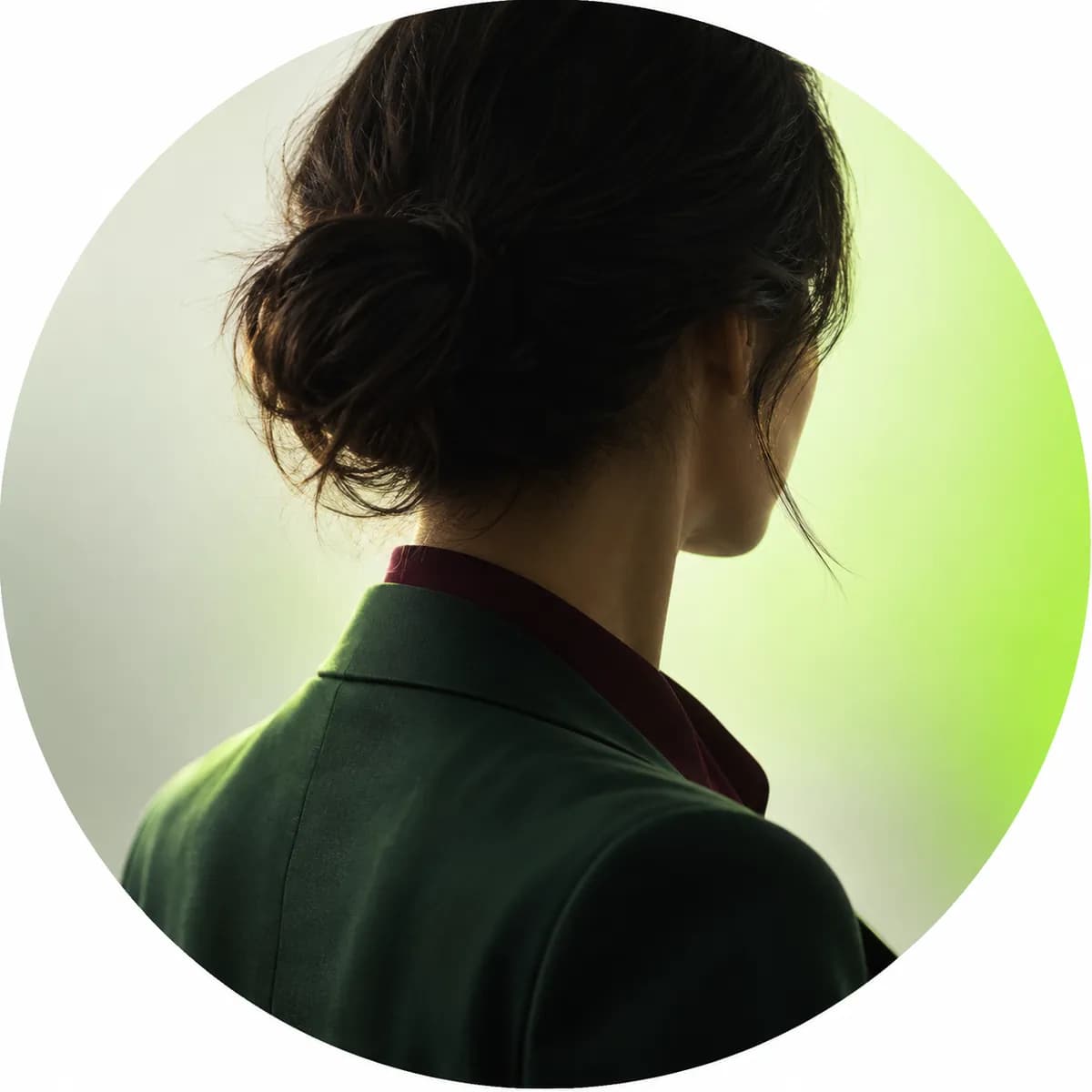 Abstract circular portrait silhouette representing Nadeem L