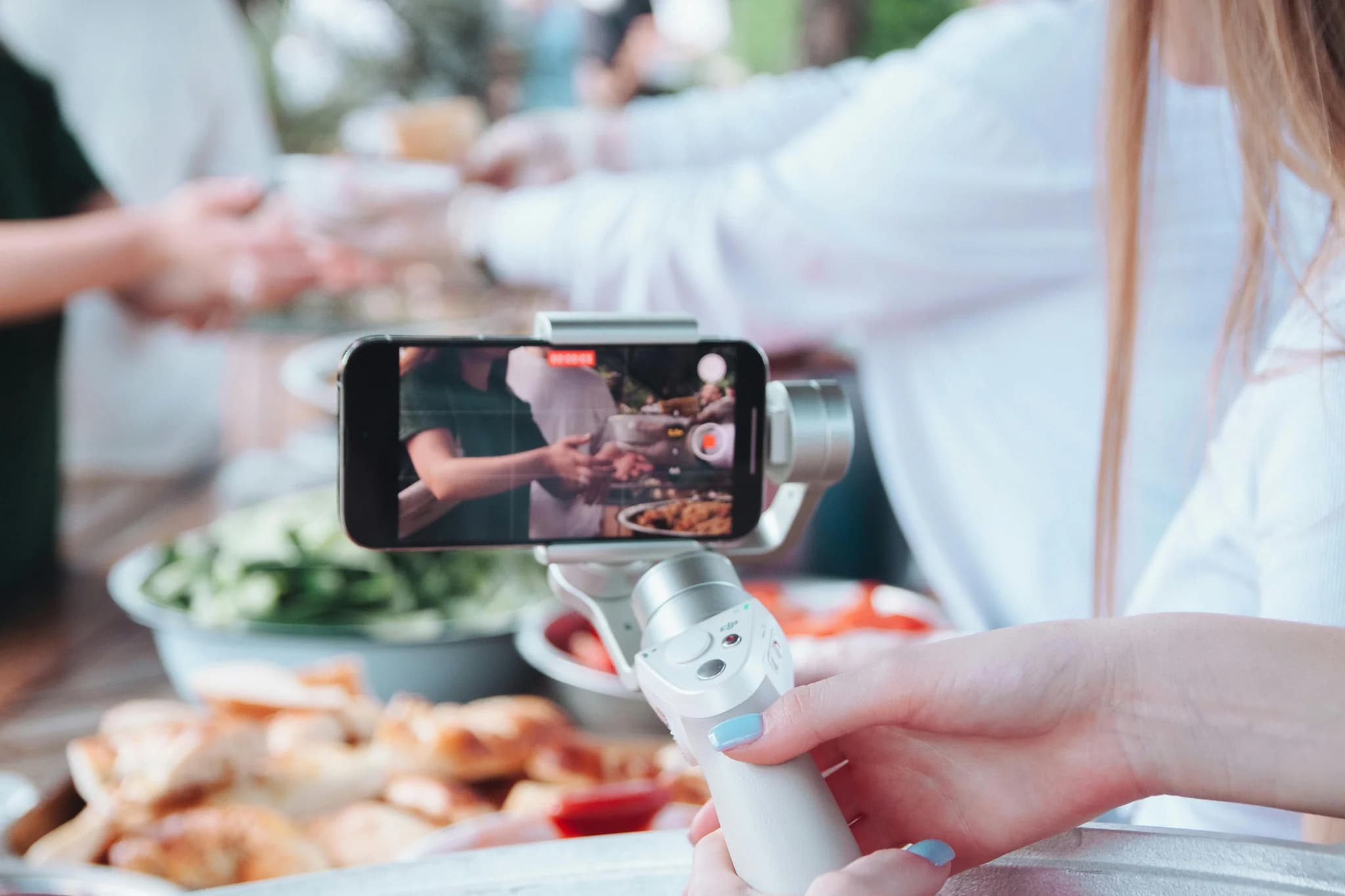 The Ultimate Guide to Creating Viral Short-Form Videos That Stop the Scroll