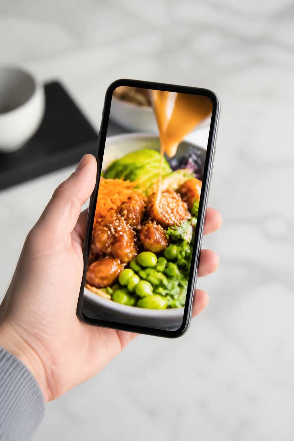 Generating a video from a prompt inside Vidione